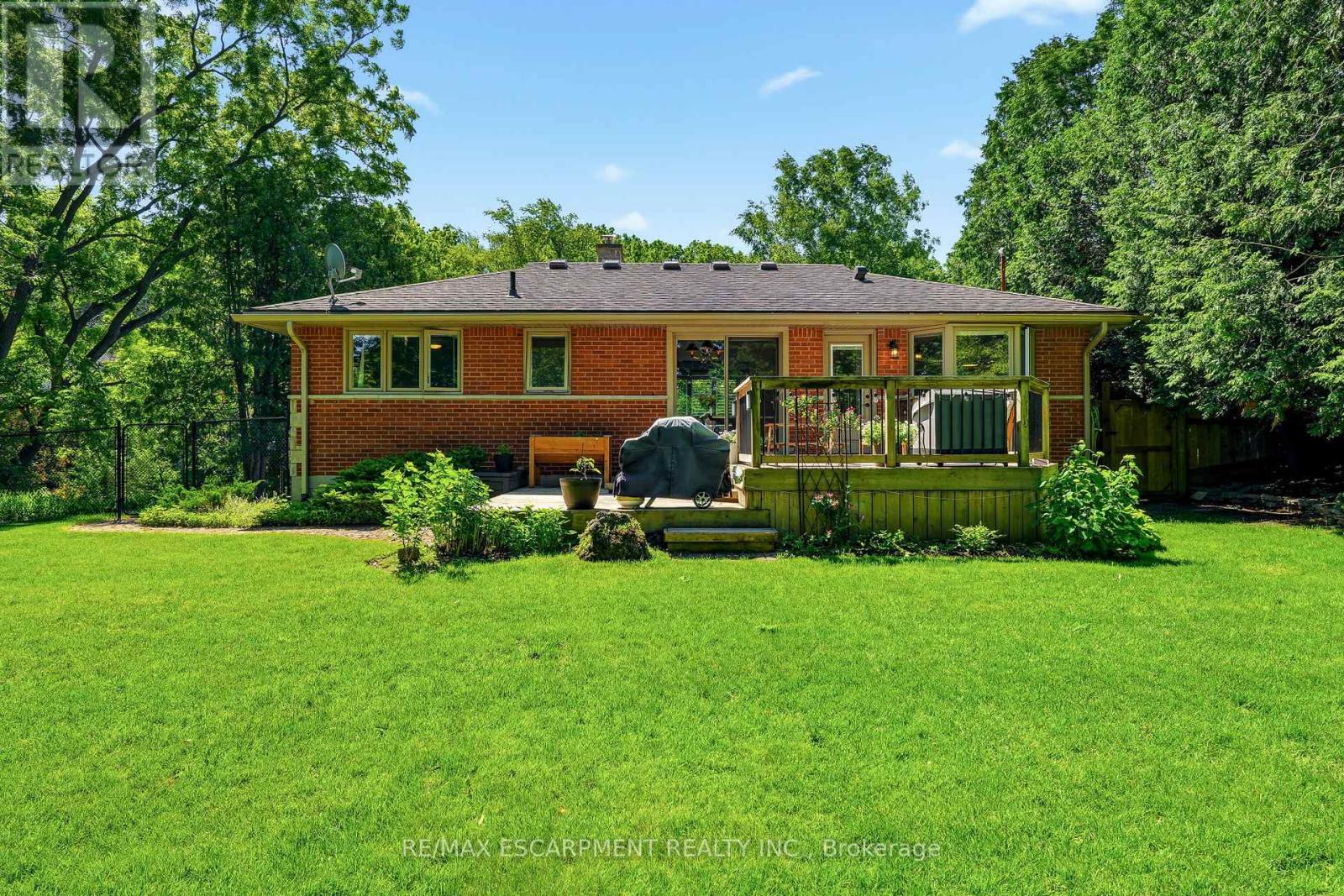 851 Mewburn Road, Hamilton, Ontario  L9G 3E4 - Photo 38 - X13519218