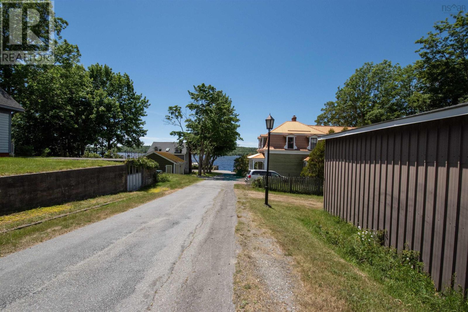 121 Water Street, Shelburne, Nova Scotia  B0T 1W0 - Photo 42 - 202616457
