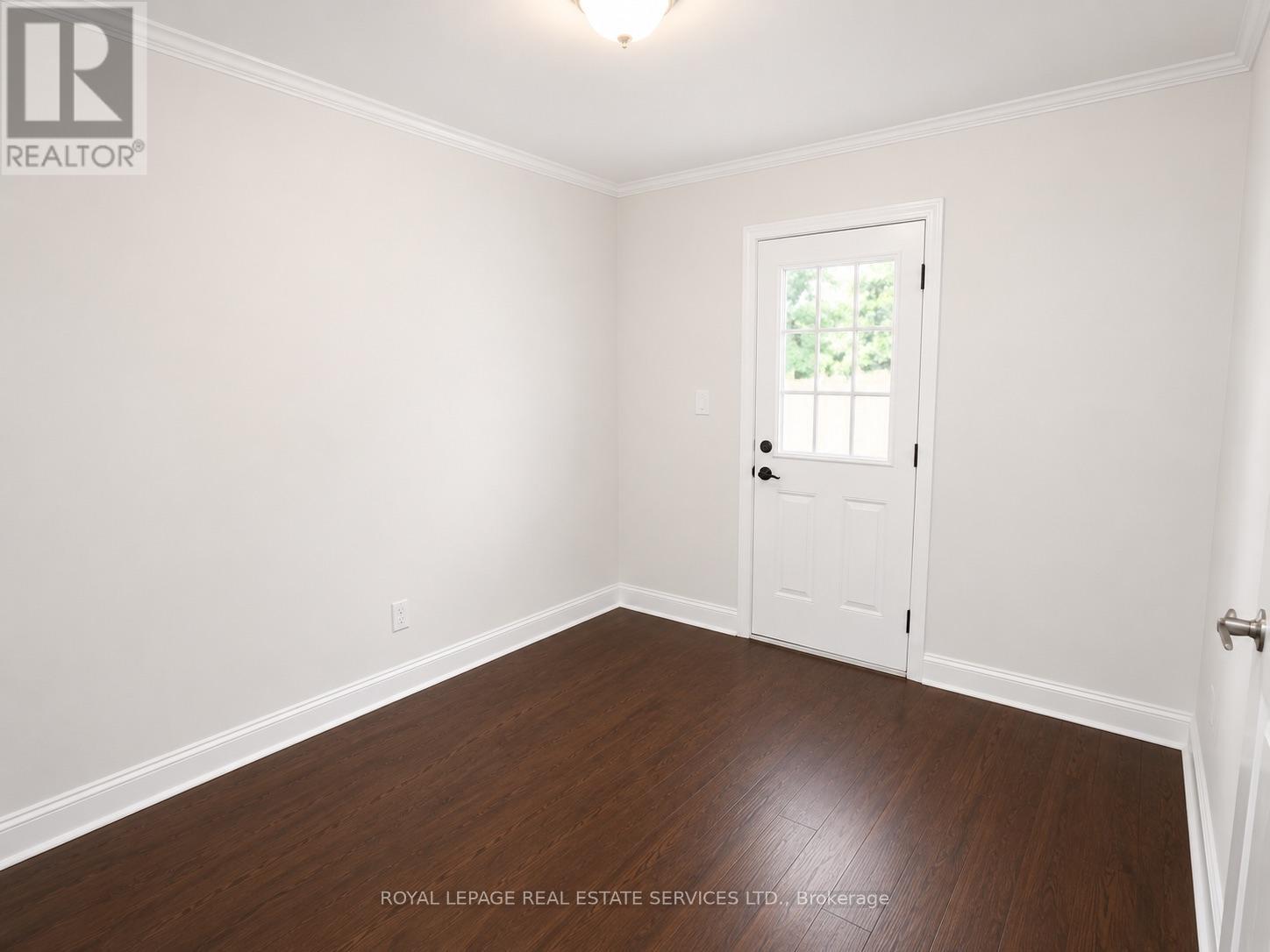 Main Floor - 132 Elmwood Road, Oakville, Ontario  L6K 2A7 - Photo 11 - W13430184