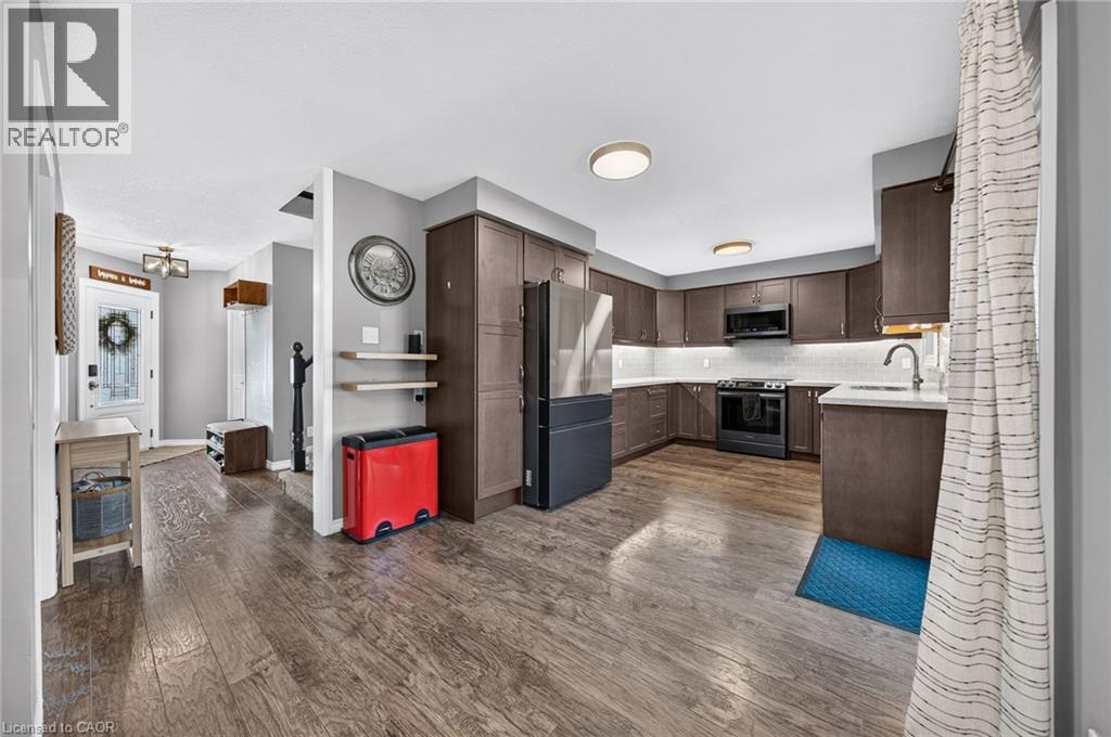 27 Parker Place, Guelph, Ontario  N1E 7A7 - Photo 12 - 40845061