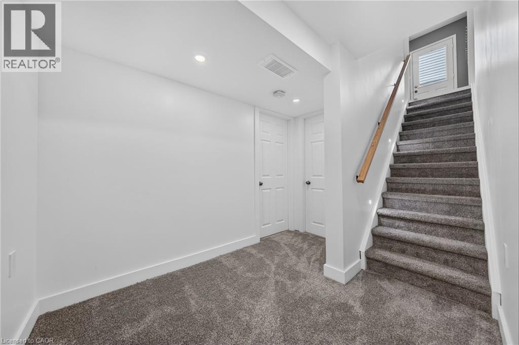 27 Parker Place, Guelph, Ontario  N1E 7A7 - Photo 31 - 40845061