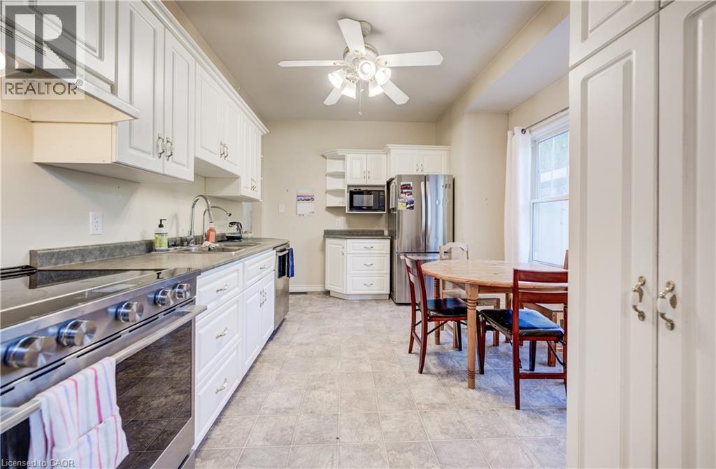 111 Pinewood Avenue, Cambridge, Ontario  N3H 2M3 - Photo 15 - 40844738