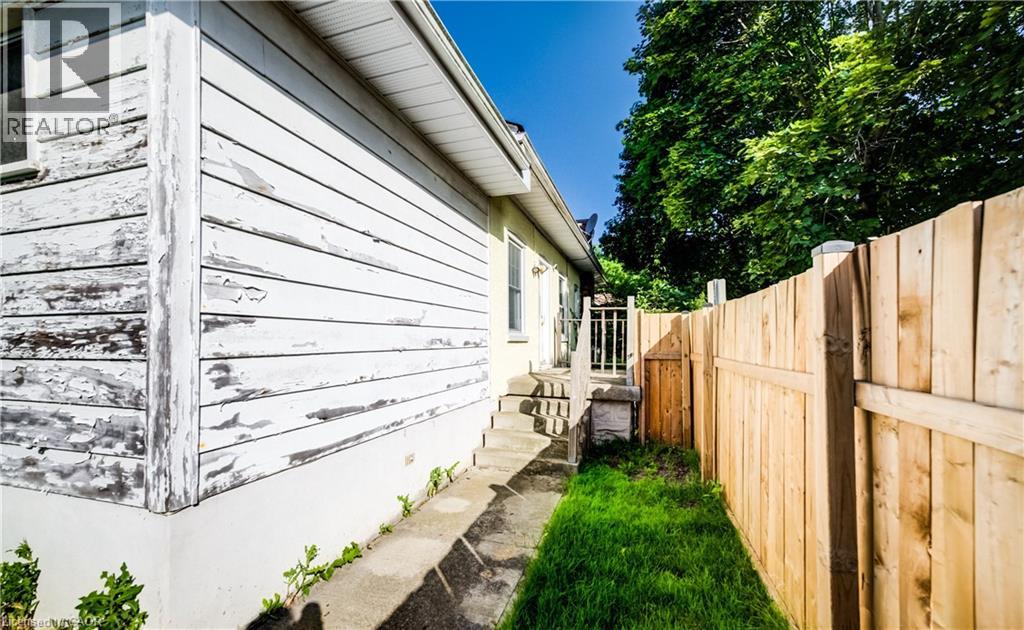 111 Pinewood Avenue, Cambridge, Ontario  N3H 2M3 - Photo 7 - 40844738