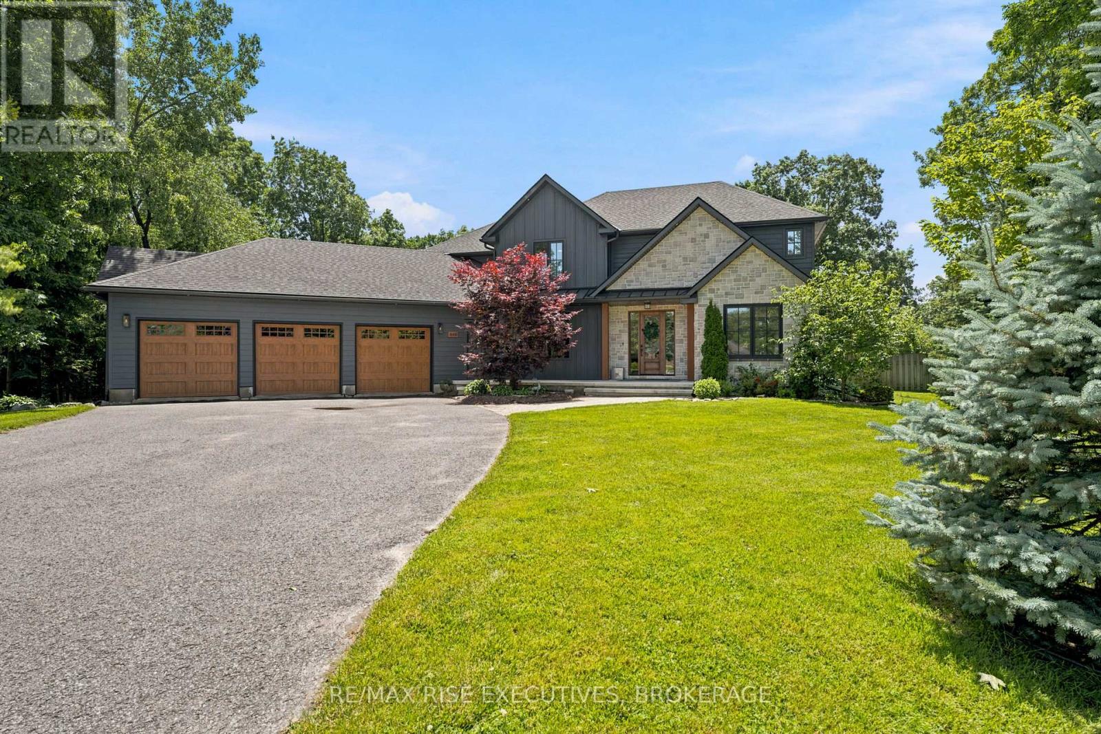 648 Woodland Place SE, Kingston, Ontario  K7L 4V1 - Photo 2 - X13519546