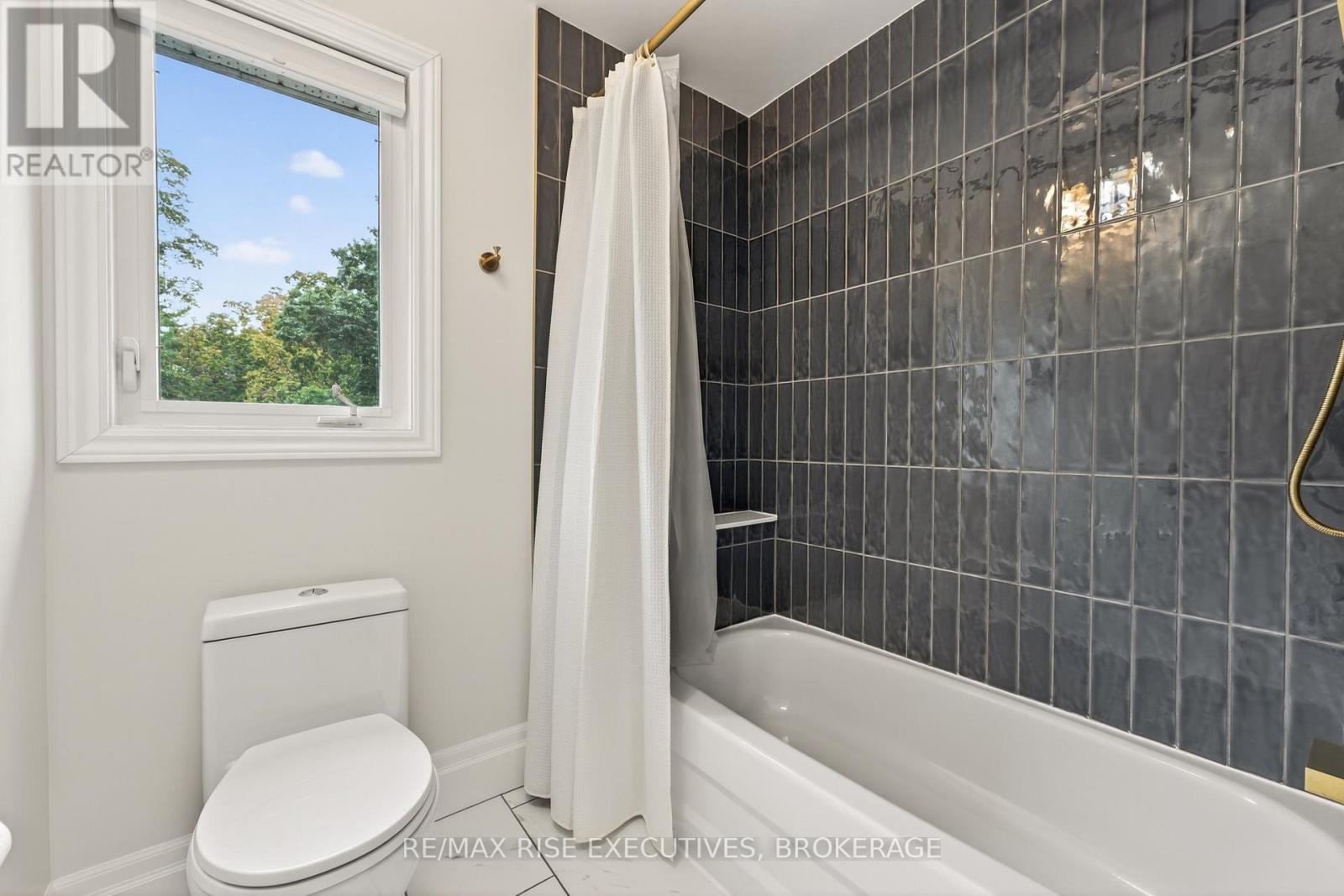 648 Woodland Place SE, Kingston, Ontario  K7L 4V1 - Photo 28 - X13519546