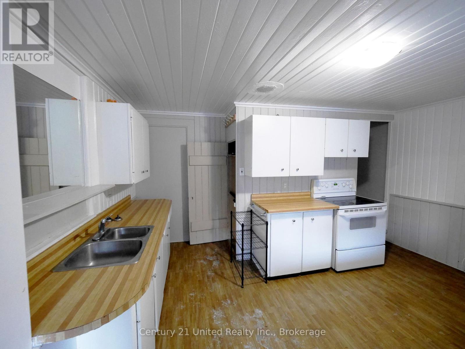 375A QUEEN STREET