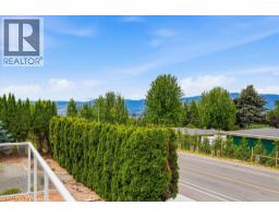 574 Gowen Place, Kelowna, British Columbia  V1W 5B4 - Photo 13 - 10392648