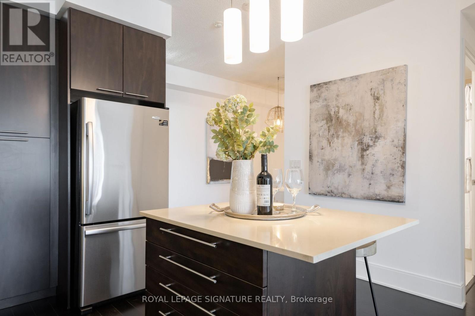 1901 - 25 Broadway Avenue, Toronto, Ontario  M4P 1T7 - Photo 12 - C13519444