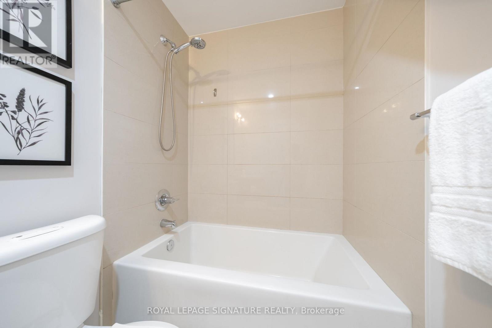 1901 - 25 Broadway Avenue, Toronto, Ontario  M4P 1T7 - Photo 30 - C13519444