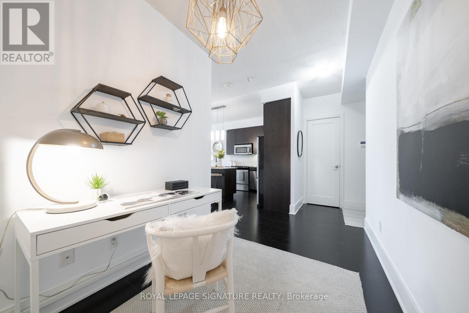 1901 - 25 Broadway Avenue, Toronto, Ontario  M4P 1T7 - Photo 7 - C13519444