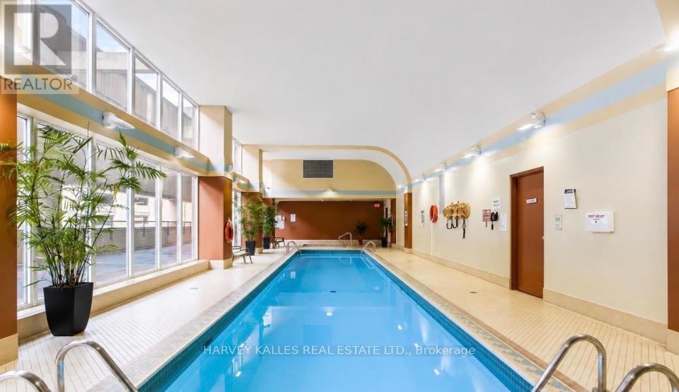 3003 - 750 Bay Street, Toronto, Ontario  M5G 1N6 - Photo 3 - C13519560