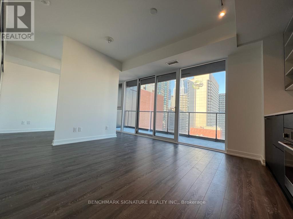 1001 - 20 Edward Street, Toronto, Ontario  M5G 0C5 - Photo 3 - C13519584