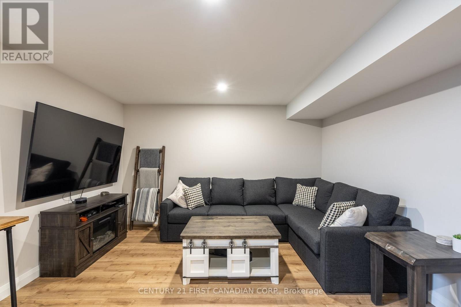 19 - 17 Nicholson Street, Lucan Biddulph, Ontario  N0M 2J0 - Photo 26 - X13507926