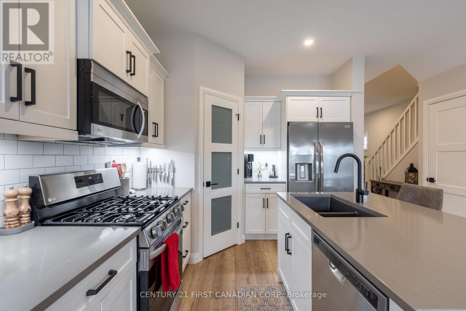 19 - 17 Nicholson Street, Lucan Biddulph, Ontario  N0M 2J0 - Photo 7 - X13507926