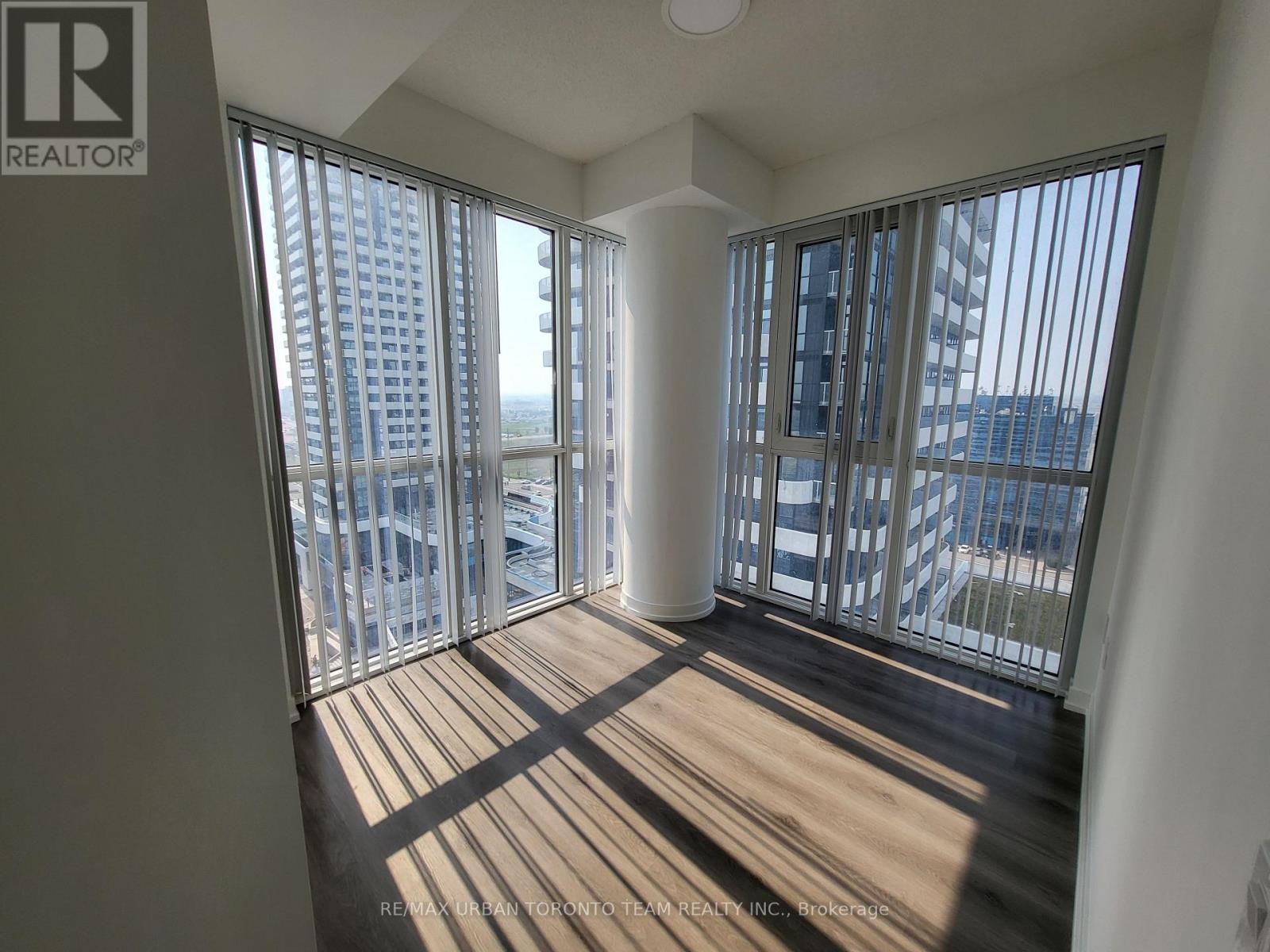 1603 - 28 Interchange Way, Vaughan, Ontario  L4K 0P8 - Photo 10 - N13519492