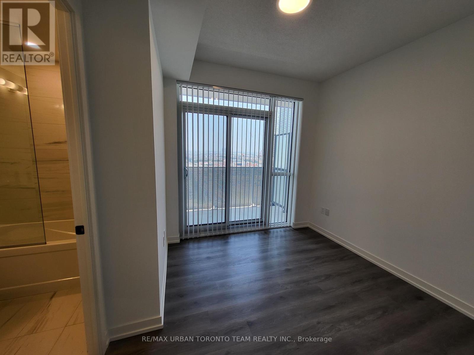 1603 - 28 Interchange Way, Vaughan, Ontario  L4K 0P8 - Photo 8 - N13519492