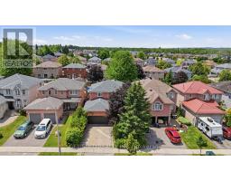 28 HAWKINS DRIVE, Barrie, Ontario