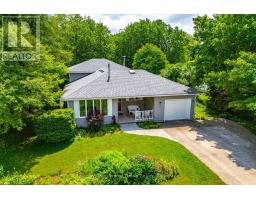 27 ATCHISON LANE, Centre Wellington, Ontario