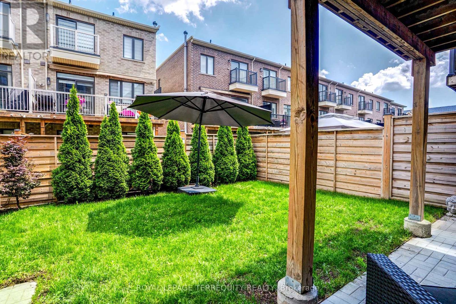 27 - 132 Thomas Fisher Drive, Toronto, Ontario  M8Z 0E4 - Photo 31 - W13516720