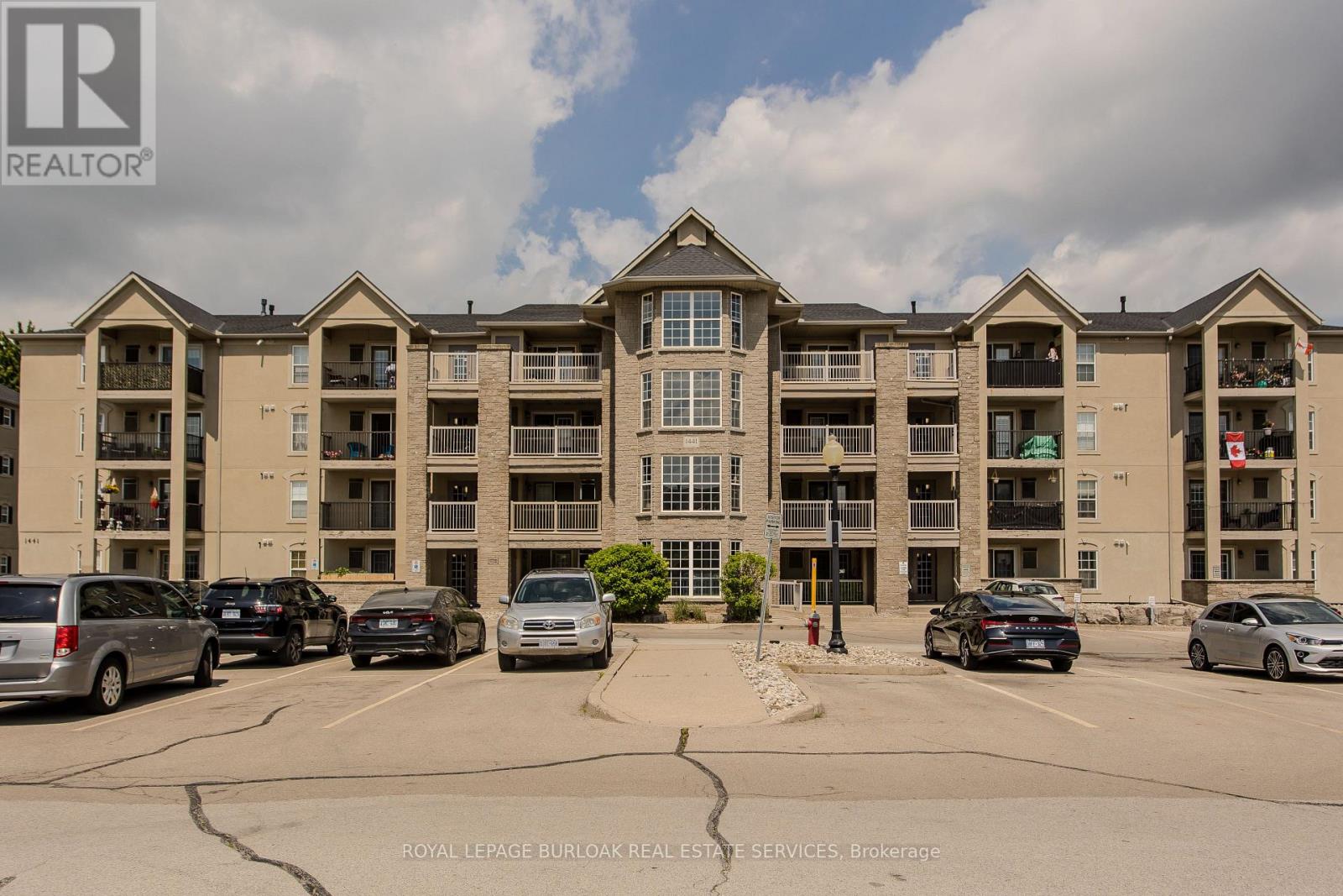 306 - 1441 WALKER'S LINE, Burlington, Ontario