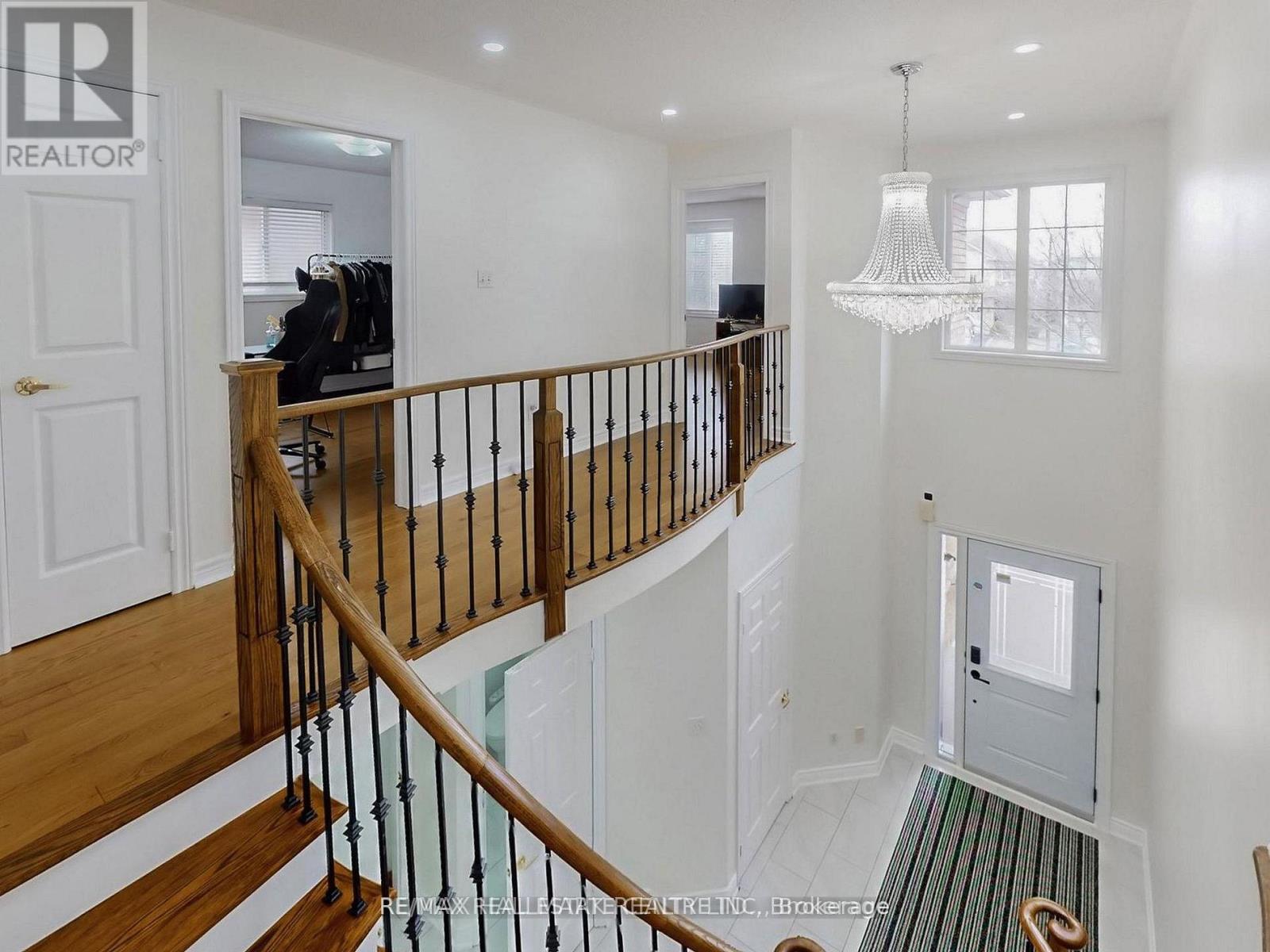 671 Deckhouse Court, Mississauga, Ontario  L5W 1P9 - Photo 10 - W13519440