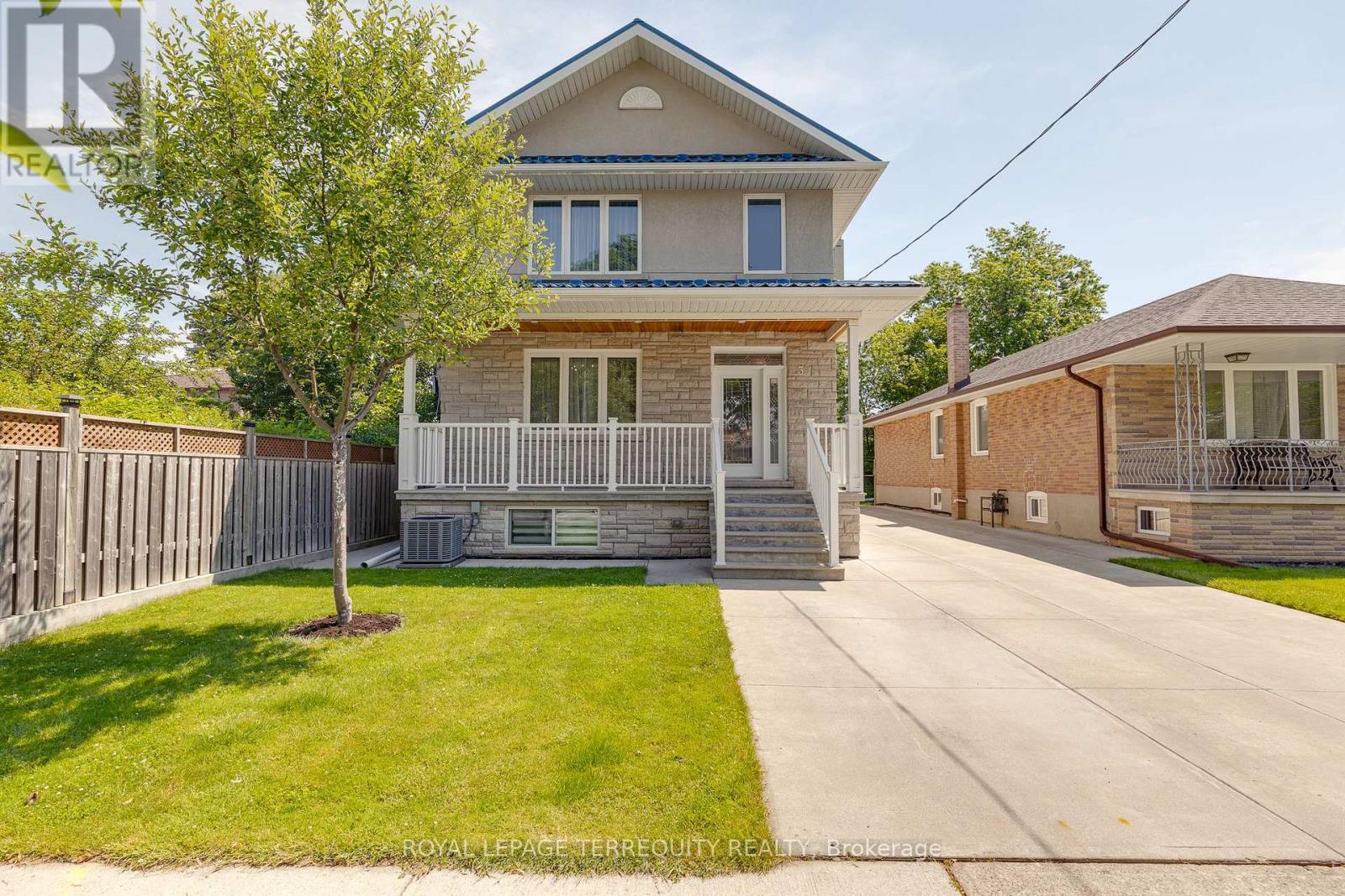 3 GAIR DRIVE, Toronto, Ontario
