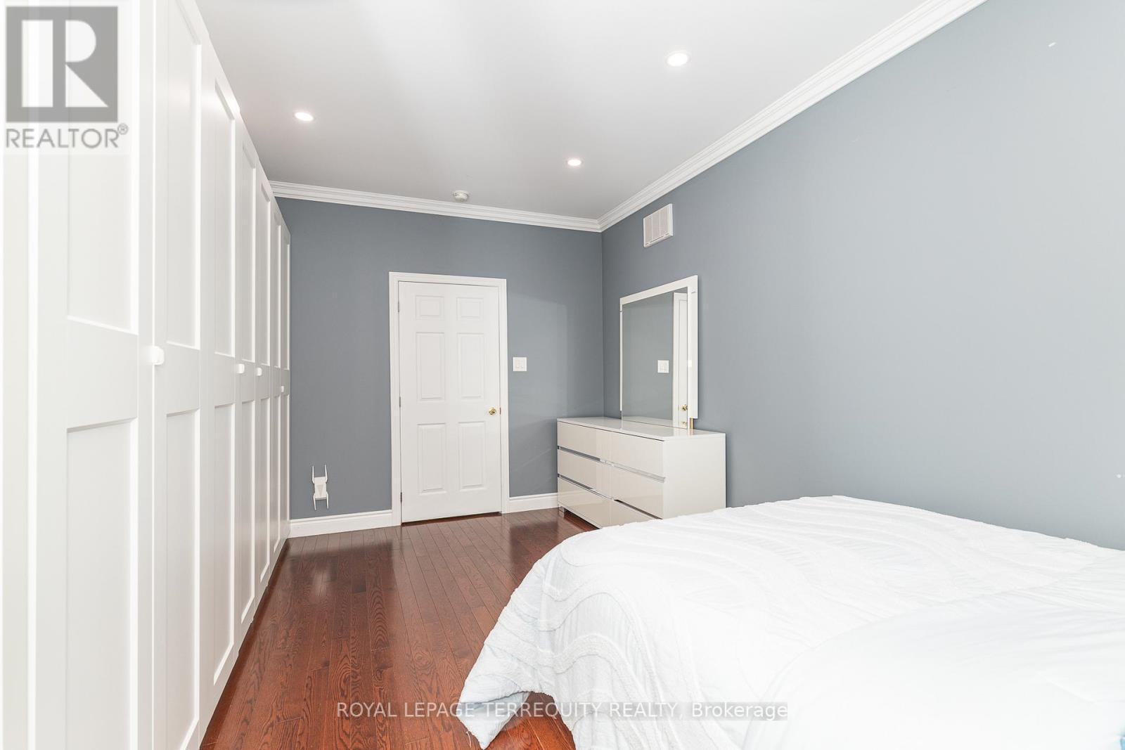 3 Gair Drive, Toronto, Ontario  M8W 4P2 - Photo 25 - W13519450