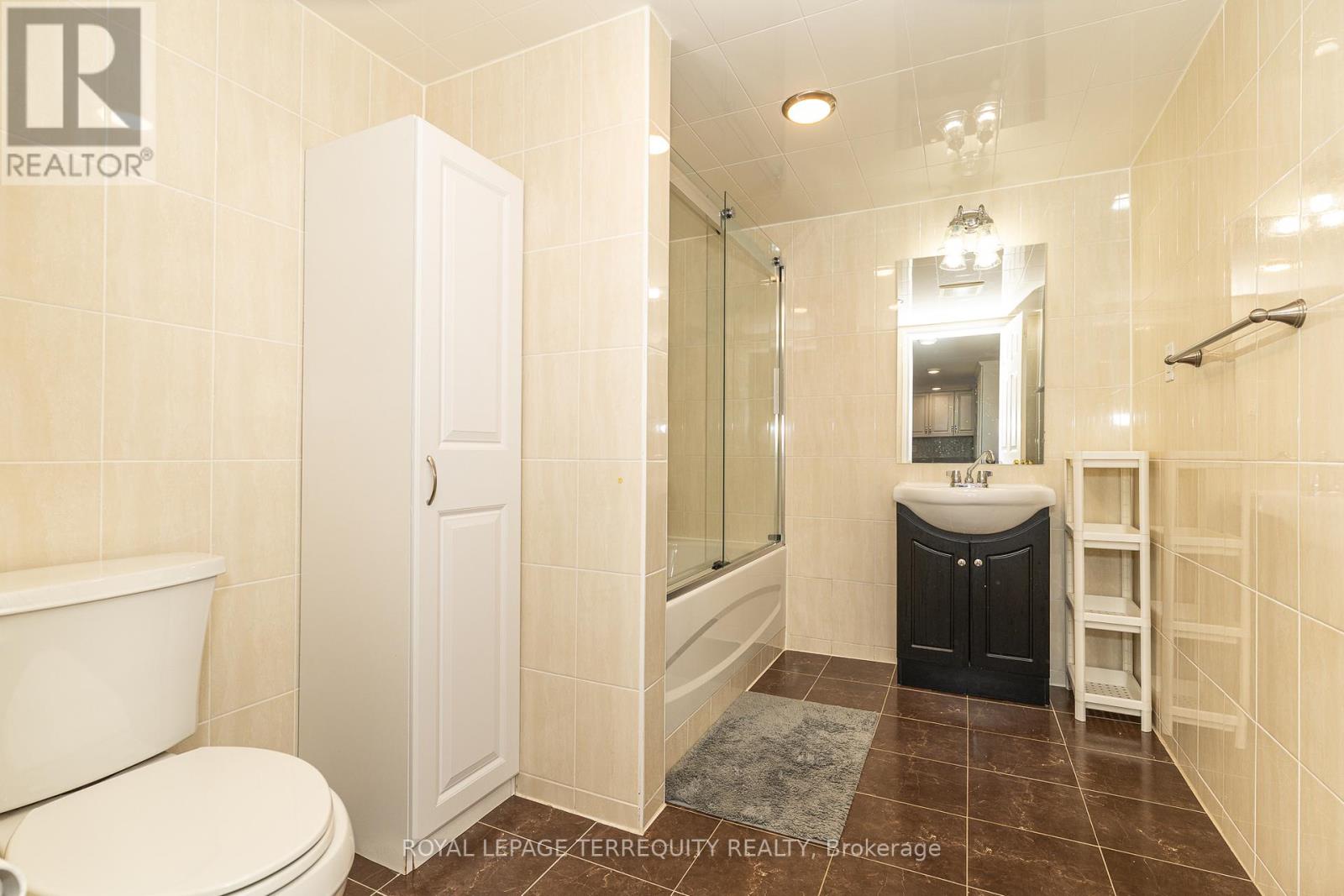 3 Gair Drive, Toronto, Ontario  M8W 4P2 - Photo 35 - W13519450