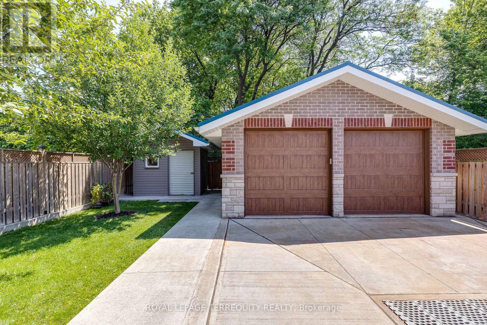 3 Gair Drive, Toronto, Ontario  M8W 4P2 - Photo 43 - W13519450