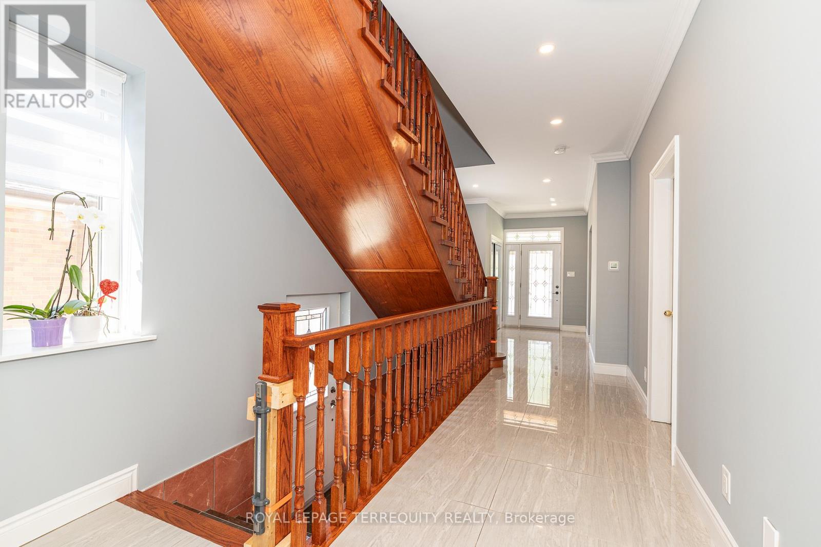 3 Gair Drive, Toronto, Ontario  M8W 4P2 - Photo 6 - W13519450