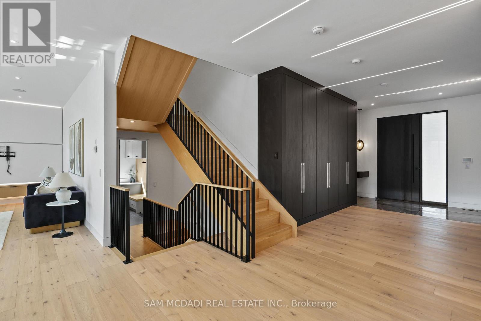 2186 Harcourt Crescent, Mississauga, Ontario  L4Y 1W1 - Photo 17 - W13519456