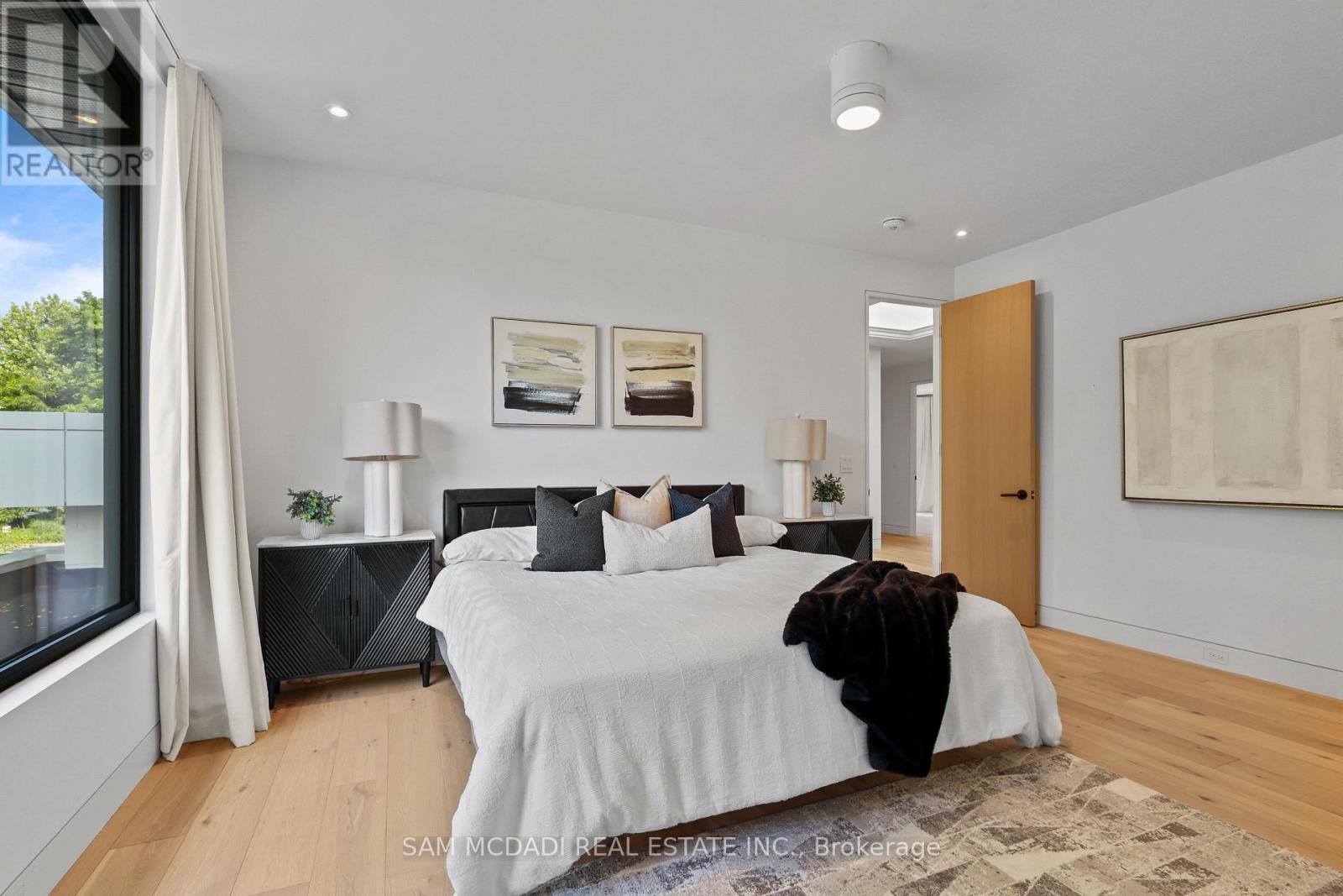 2186 Harcourt Crescent, Mississauga, Ontario  L4Y 1W1 - Photo 21 - W13519456