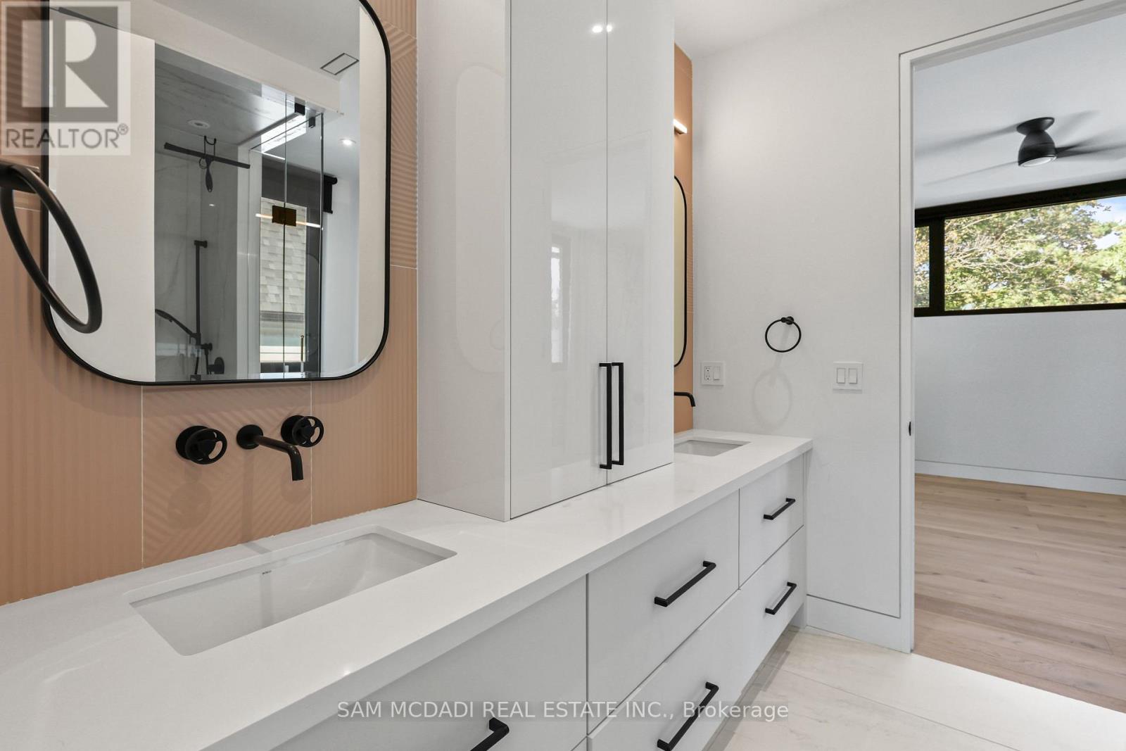 2186 Harcourt Crescent, Mississauga, Ontario  L4Y 1W1 - Photo 31 - W13519456