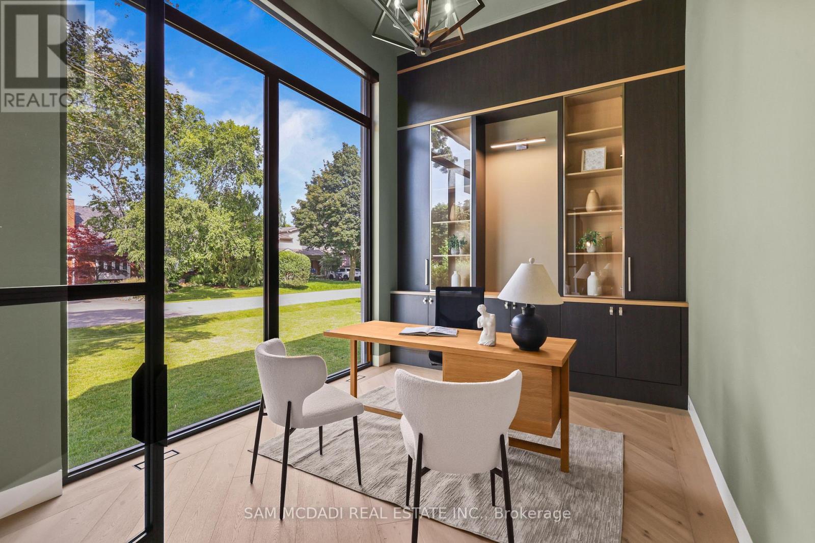 2186 Harcourt Crescent, Mississauga, Ontario  L4Y 1W1 - Photo 4 - W13519456