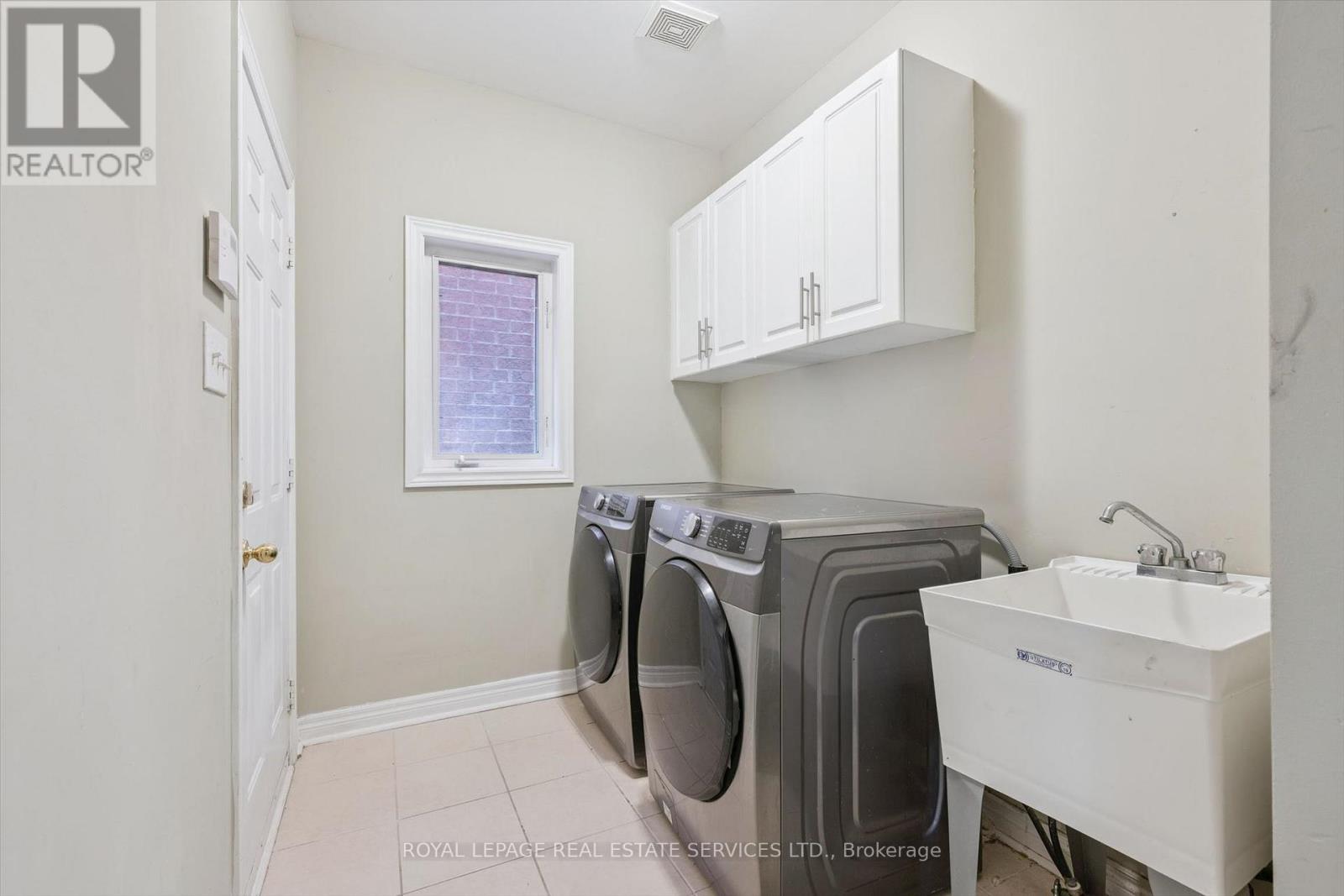 372 Creek Path Avenue, Oakville, Ontario  L6L 6X3 - Photo 22 - W13519506