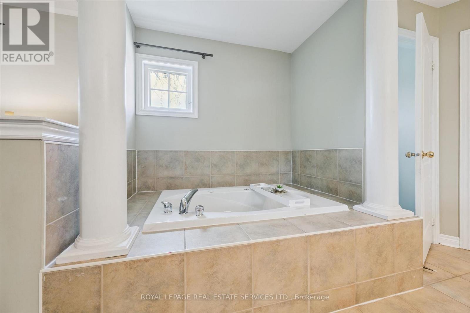 372 Creek Path Avenue, Oakville, Ontario  L6L 6X3 - Photo 26 - W13519506