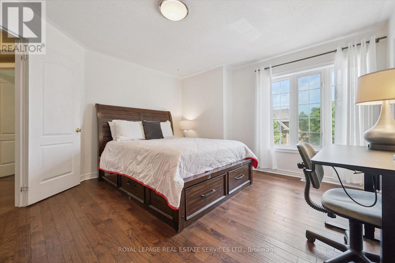 372 Creek Path Avenue, Oakville, Ontario  L6L 6X3 - Photo 33 - W13519506