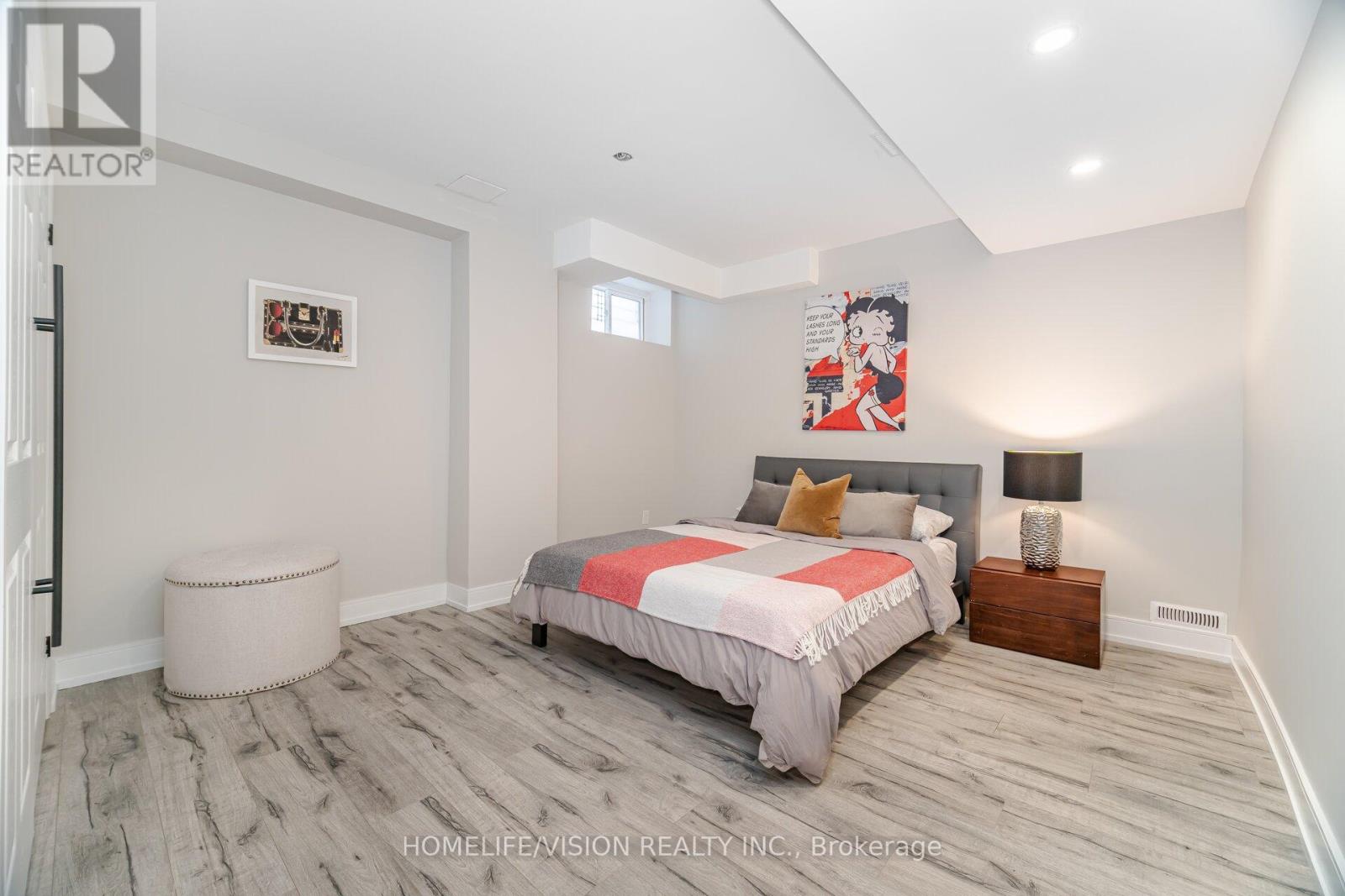 1298 Bunsden Avenue, Mississauga, Ontario L5H 3T9 - Photo 34 - W13519580