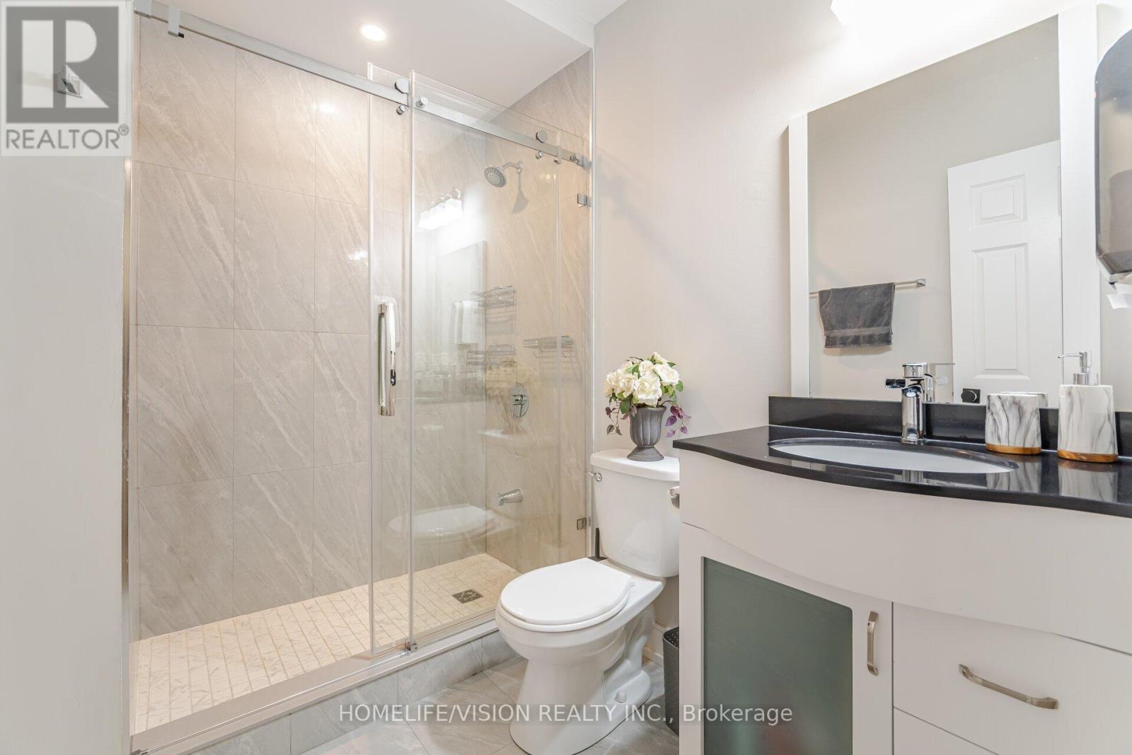 1298 Bunsden Avenue, Mississauga, Ontario L5H 3T9 - Photo 35 - W13519580