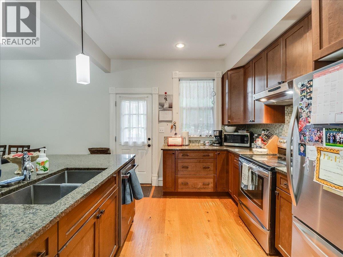 Listing image 14