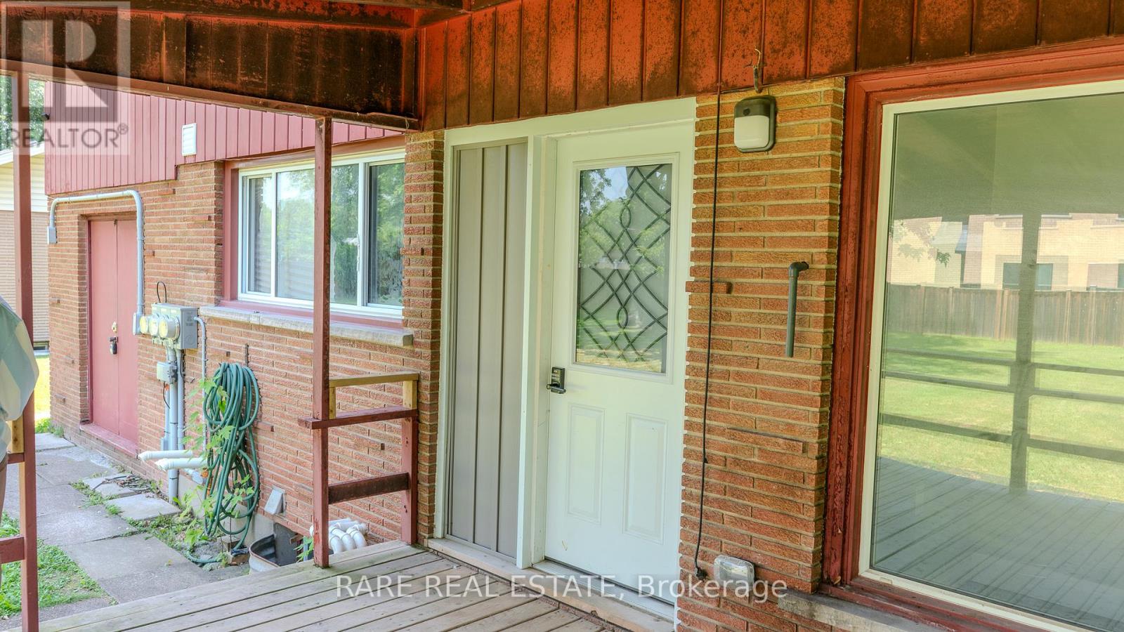 2 - 7 Plazaway Street, Welland, Ontario L3C 4J6 - Photo 4 - X13519510