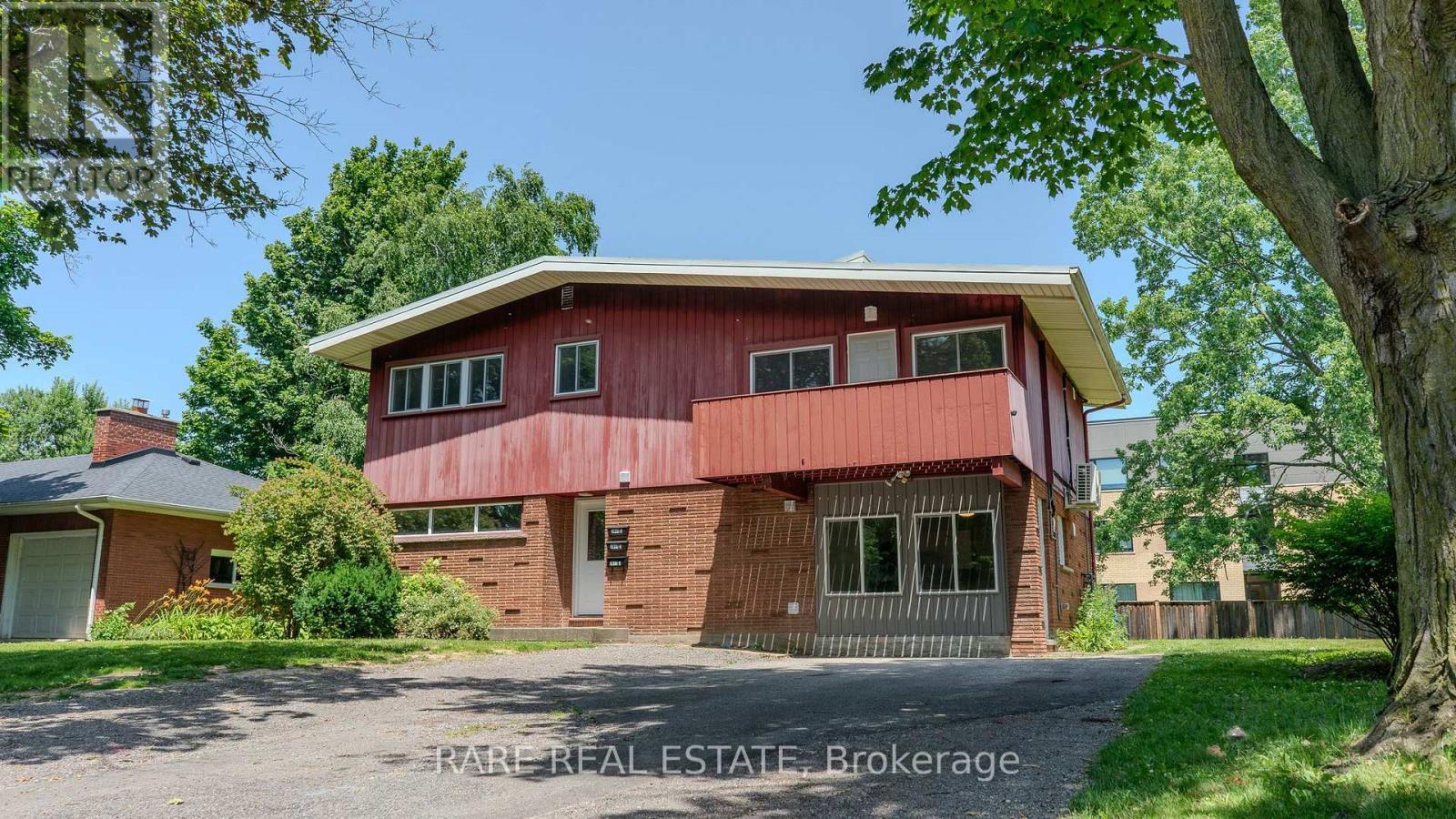 3 - 7 PLAZAWAY STREET, Welland (Prince Charles)