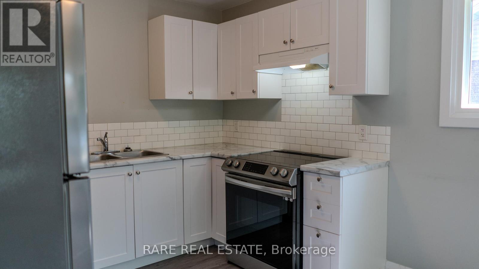 3 - 7 Plazaway Street, Welland, Ontario  L3C 4J6 - Photo 5 - X13519512