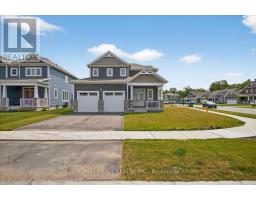 5 DYER CRESCENT, Bracebridge, Ontario