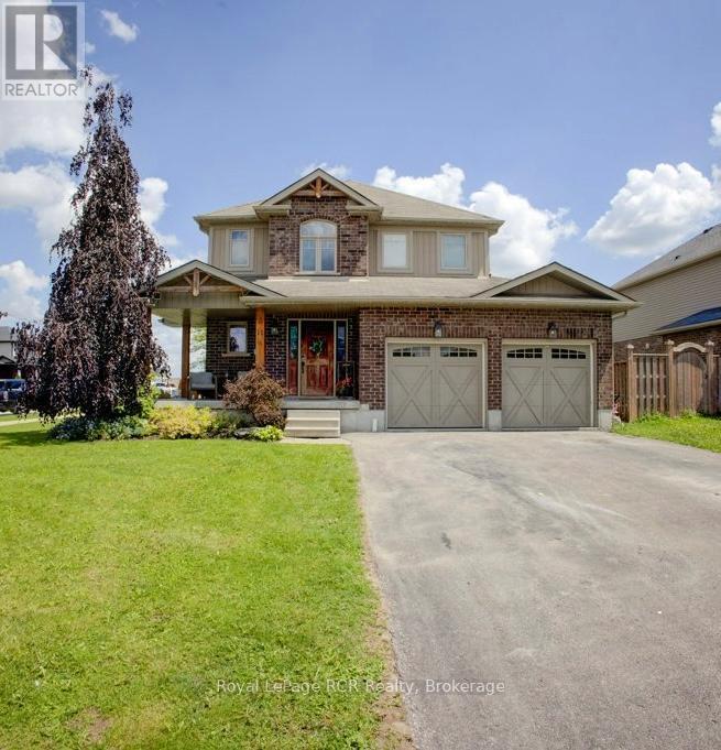 11 GREEN STREET, Mapleton, Ontario