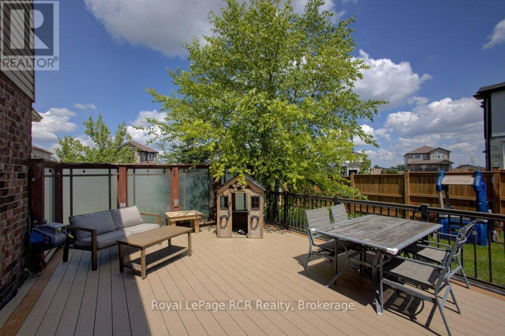 11 Green Street, Mapleton, Ontario  N0G 1P0 - Photo 33 - X13176198