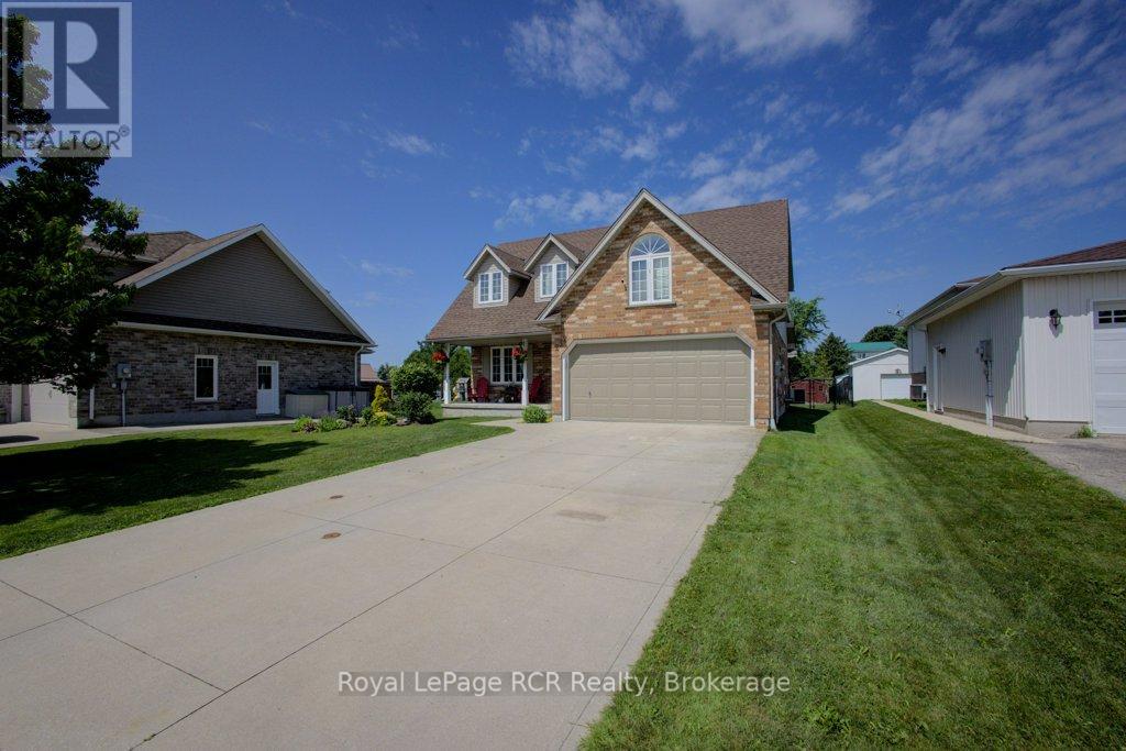 232 Conestoga Street N, Wellington North, Ontario  N0G 1A0 - Photo 4 - X12976384