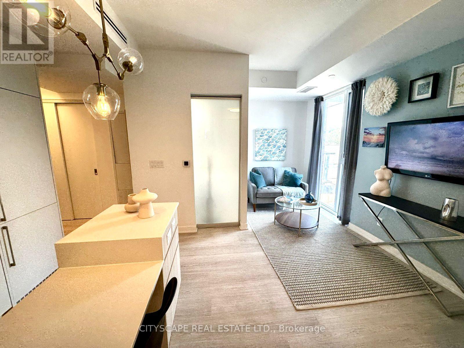 506 - 185 Alberta Avenue, Toronto, Ontario  M6C 0A5 - Photo 8 - C13518120