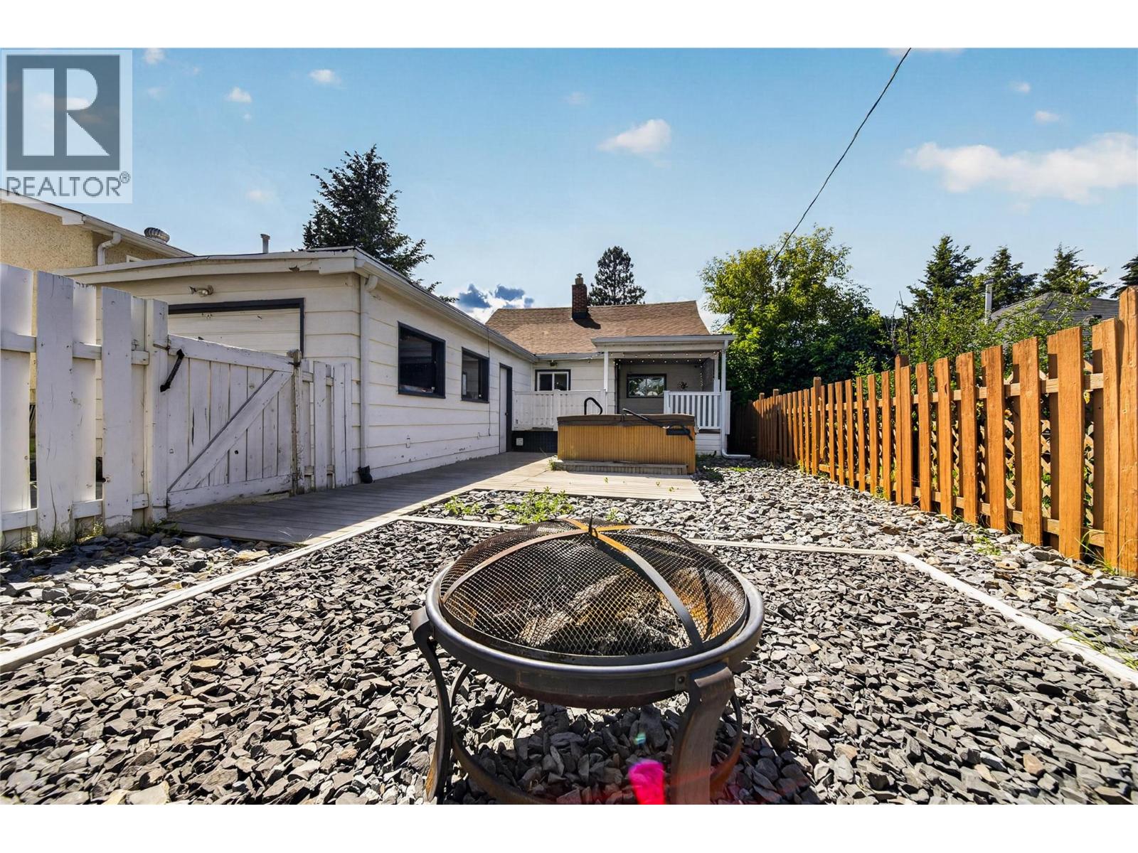 320 2nd Avenue S, Cranbrook, British Columbia V1C 2B1 - Photo 26 - 10393312