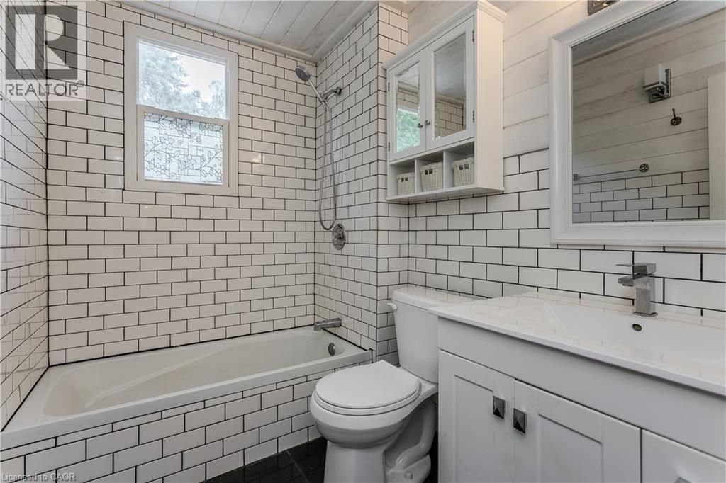 456 East 42nd Street, Hamilton, Ontario  L8T 3B3 - Photo 17 - 40844791